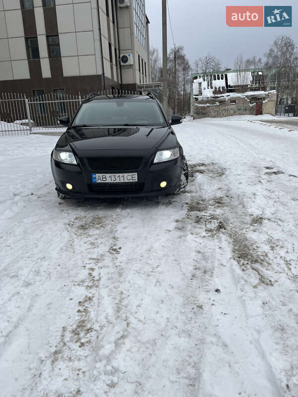 Универсал Volvo V50 2011 в Виннице