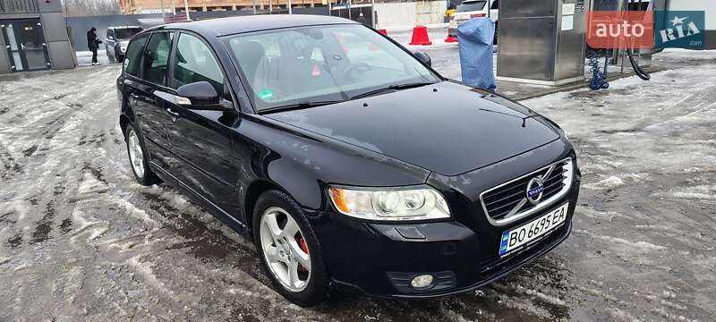 Универсал Volvo V50 2012 в Карловке фото 2 Универсал Volvo V50 2012 в Карловке