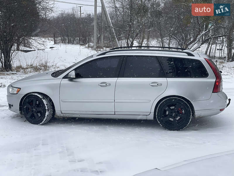 Универсал Volvo V50 2010 в Львове