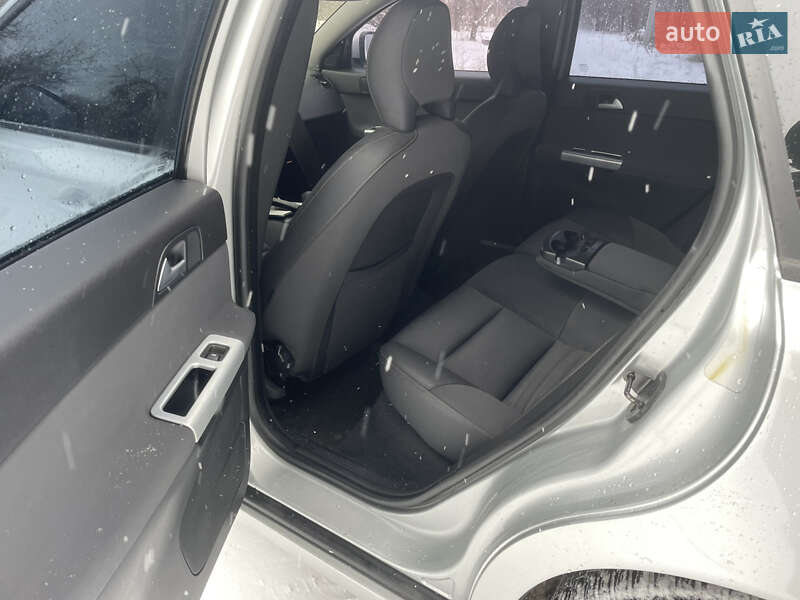 Универсал Volvo V50 2010 в Львове