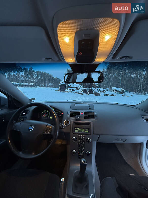 Універсал Volvo V50 2011 в Києві