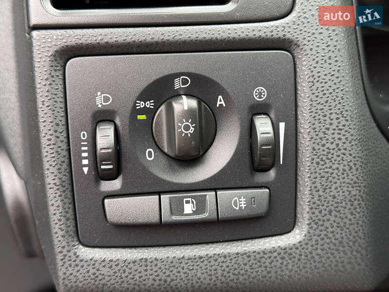 Универсал Volvo V50 2011 в Стрые фото 61 Универсал Volvo V50 2011 в Стрые