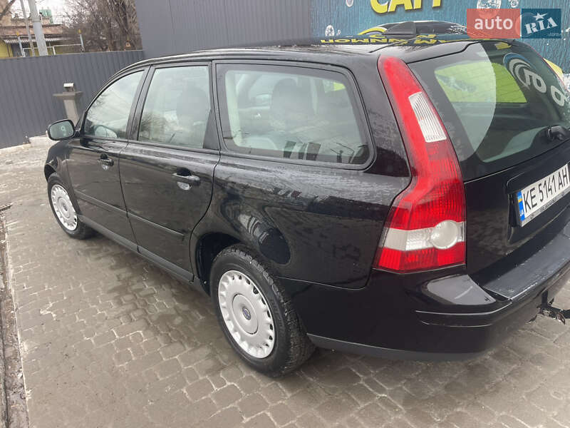 Універсал Volvo V50 2005 в Дніпрі