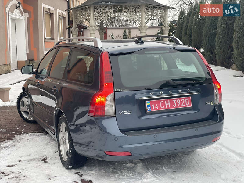 Універсал Volvo V50 2011 в Стрию