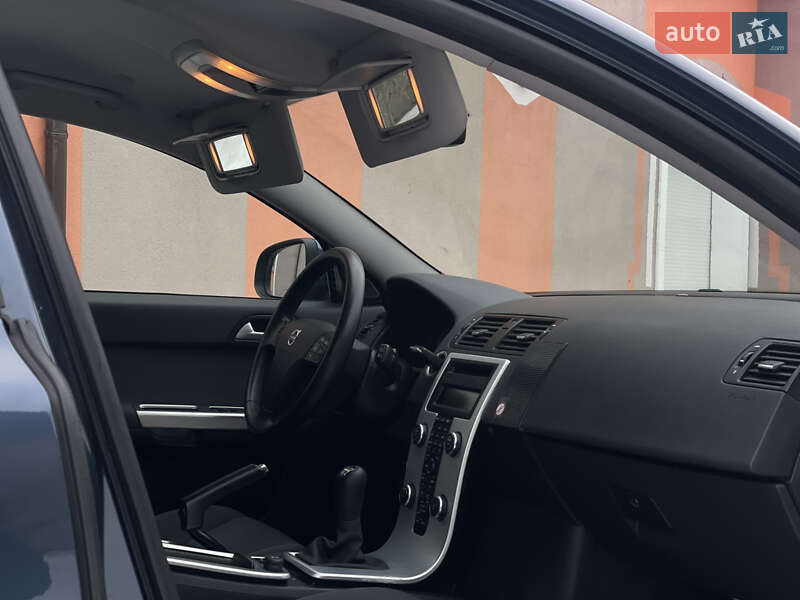 Універсал Volvo V50 2011 в Стрию