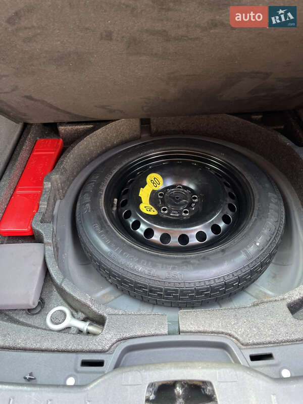 Універсал Volvo V50 2011 в Стрию