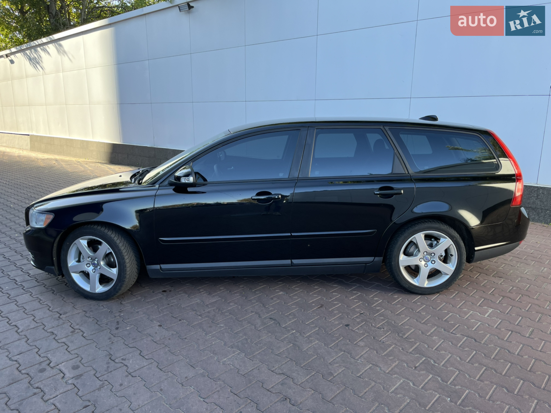 2011 Volvo V50 - мініатюра 3