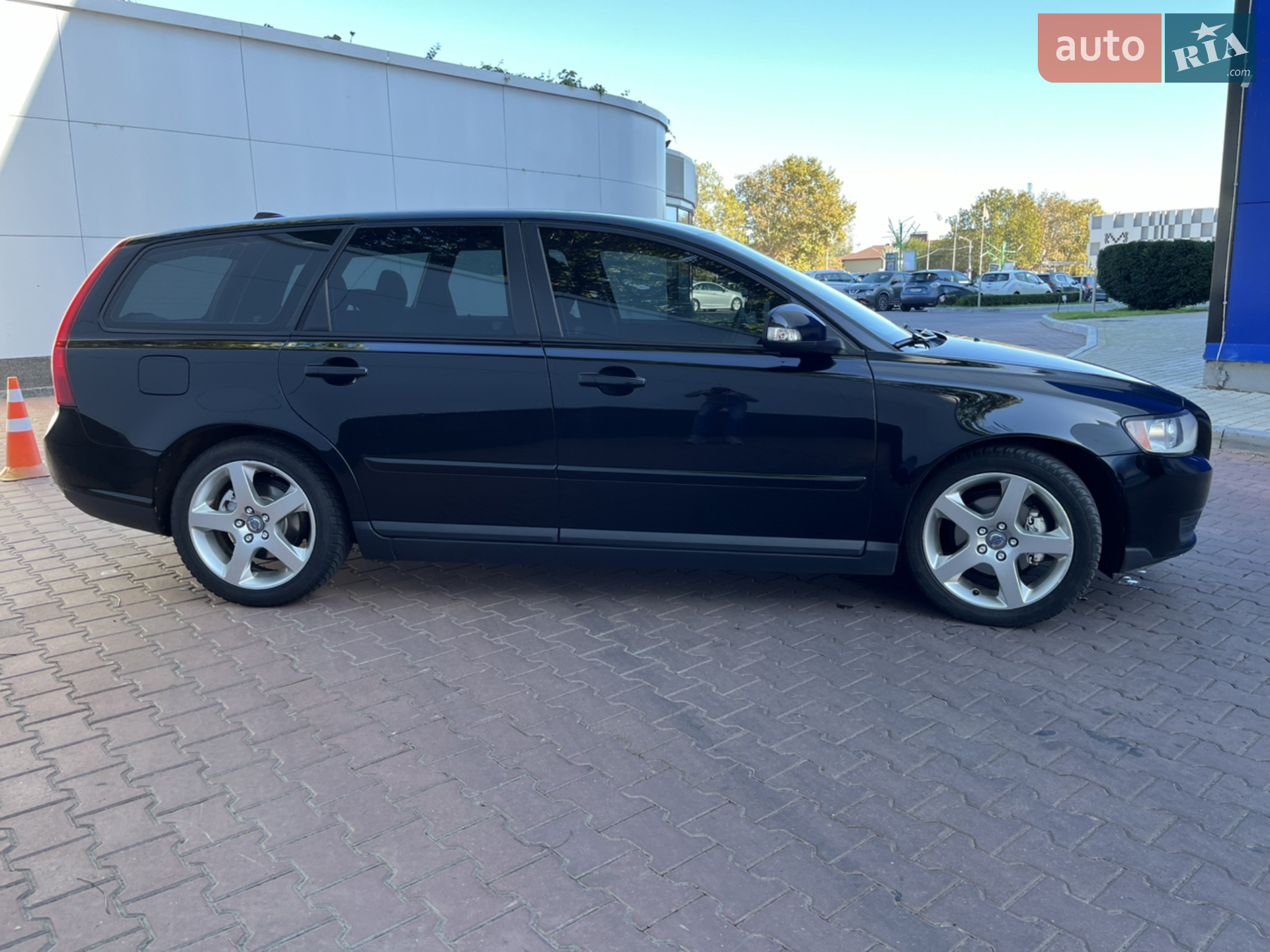 2011 Volvo V50 - мініатюра 9