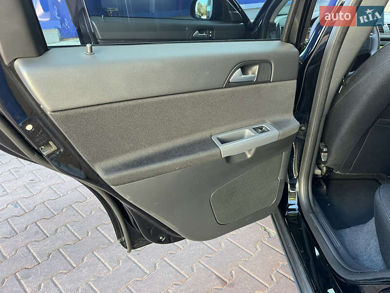 Універсал Volvo V50 2011 в Жовтих Водах