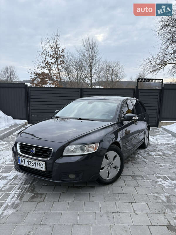 Volvo V50 2009