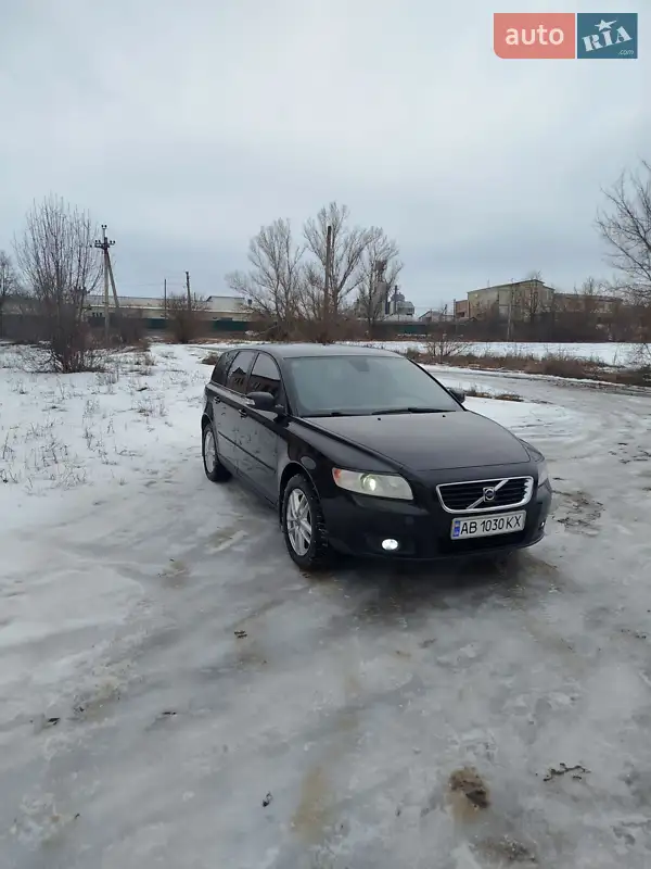 Volvo V50