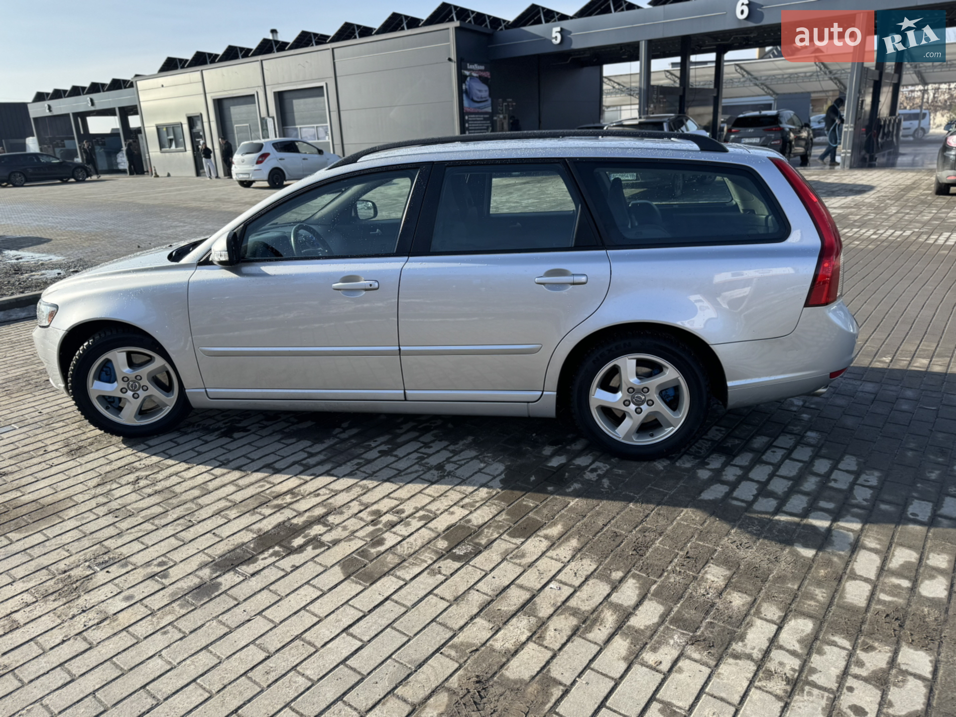 2010 Volvo V50 - мініатюра 12