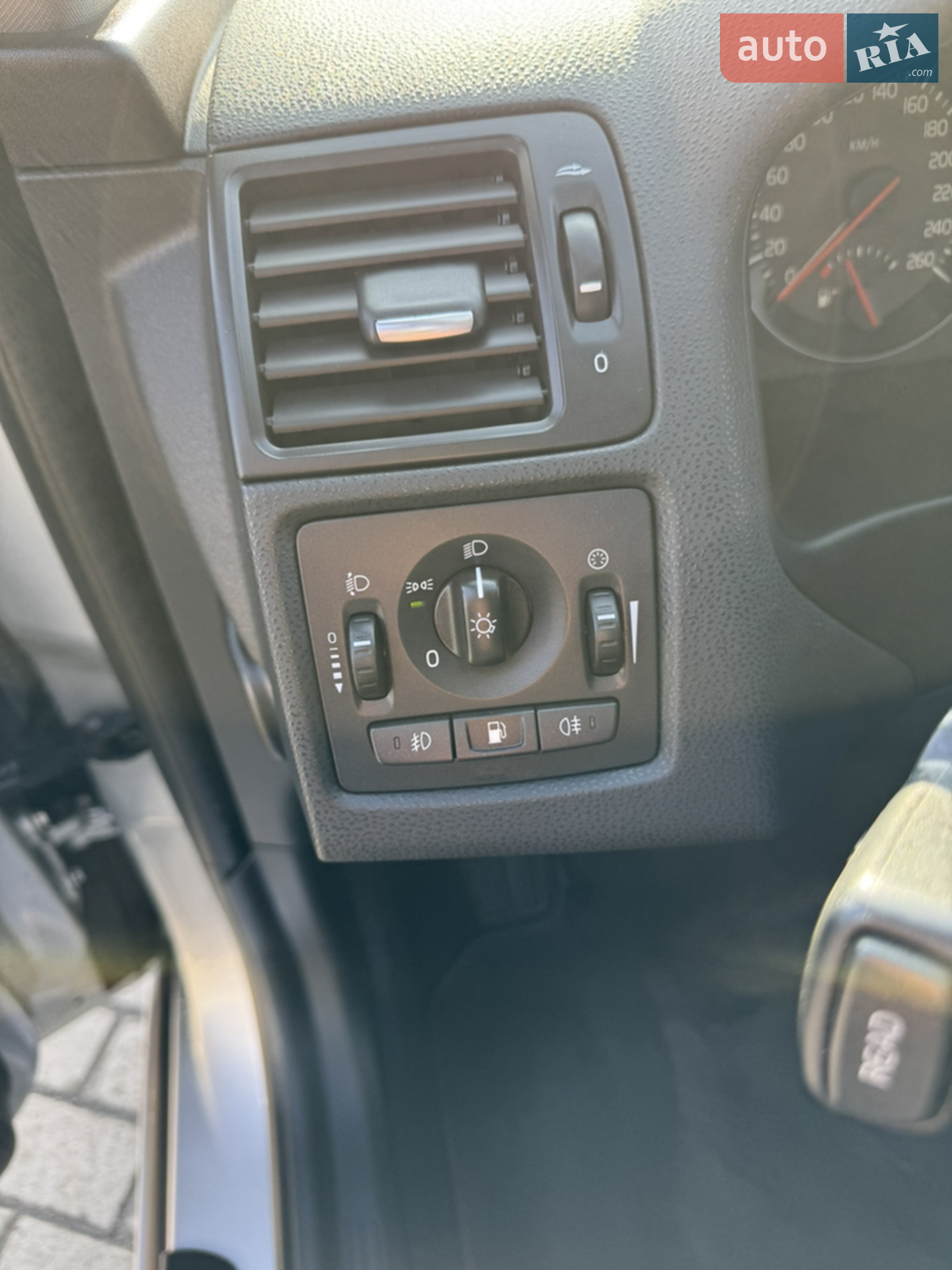 2010 Volvo V50 - мініатюра 44