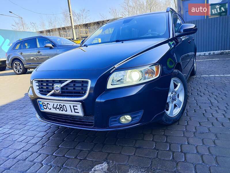 Volvo V50 2009