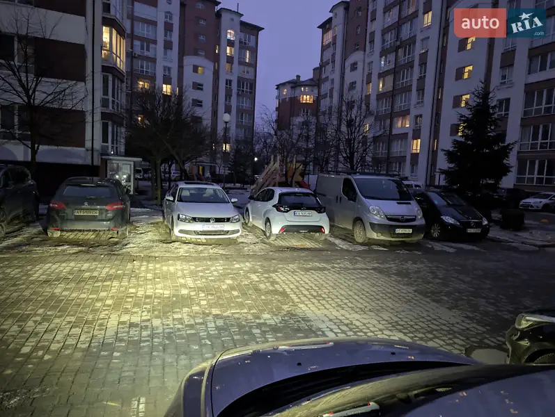 Volvo V50 2011 VIN YV1MW84E1B2625486 фото оголошення 14 з 130