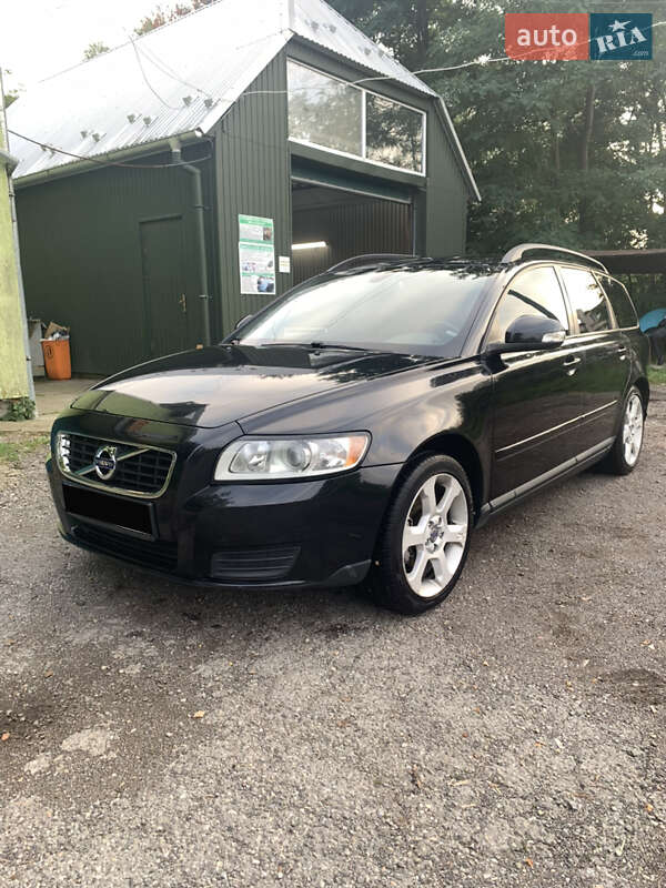 Volvo V50 2010 Volvo V50 2010