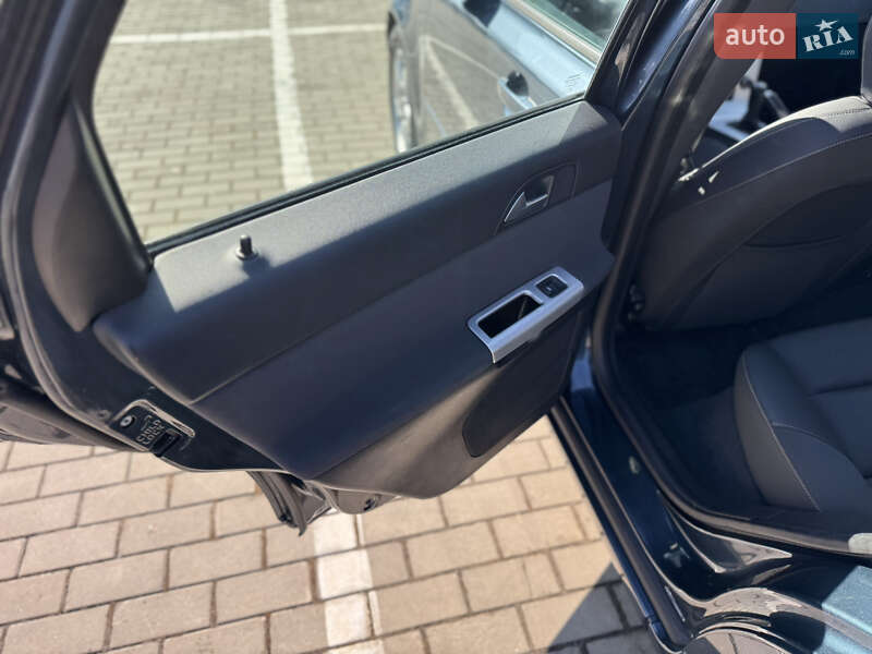 Универсал Volvo V50 2010 в Луцке
