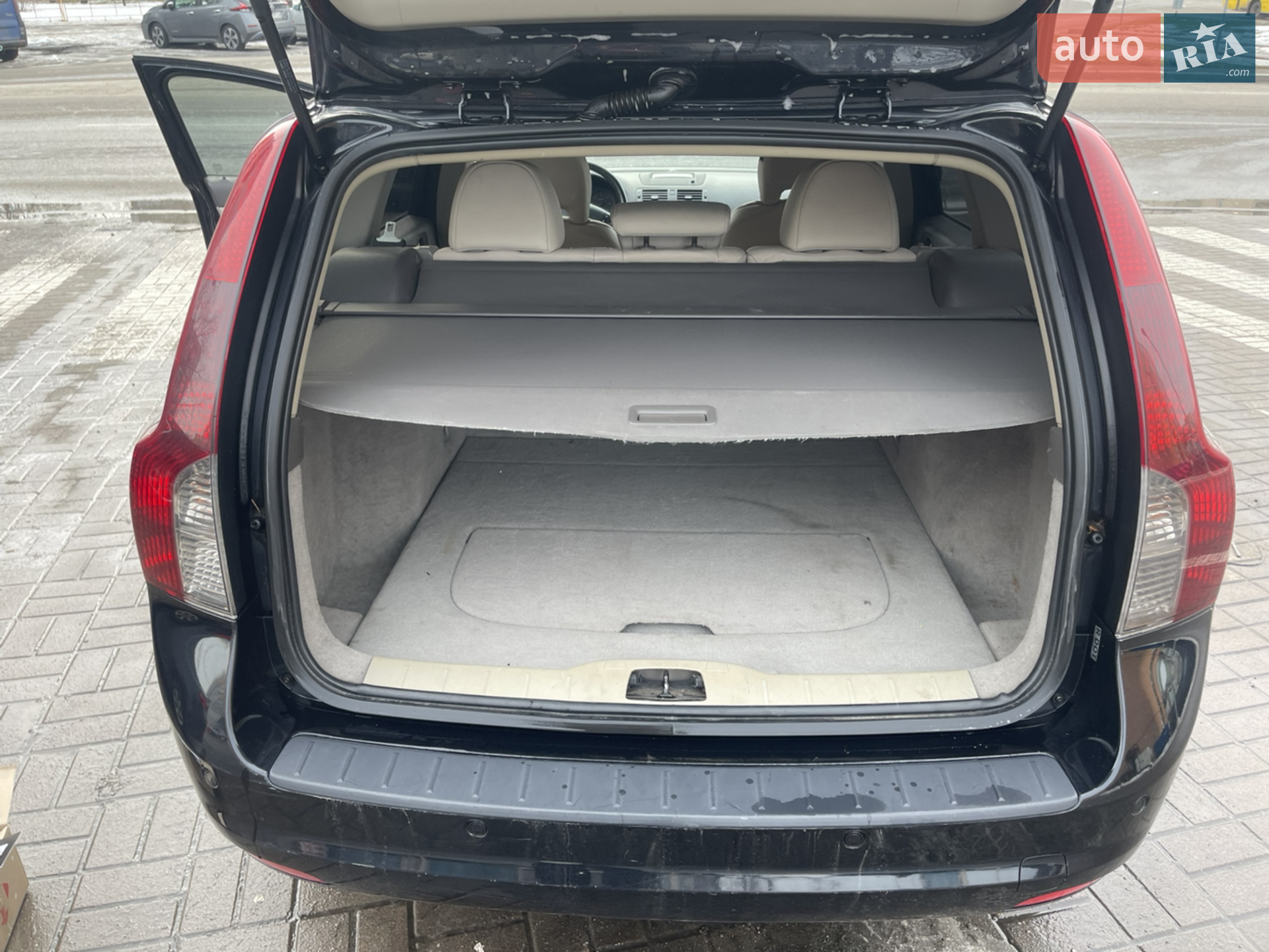 2010 Volvo V50 - мініатюра 12