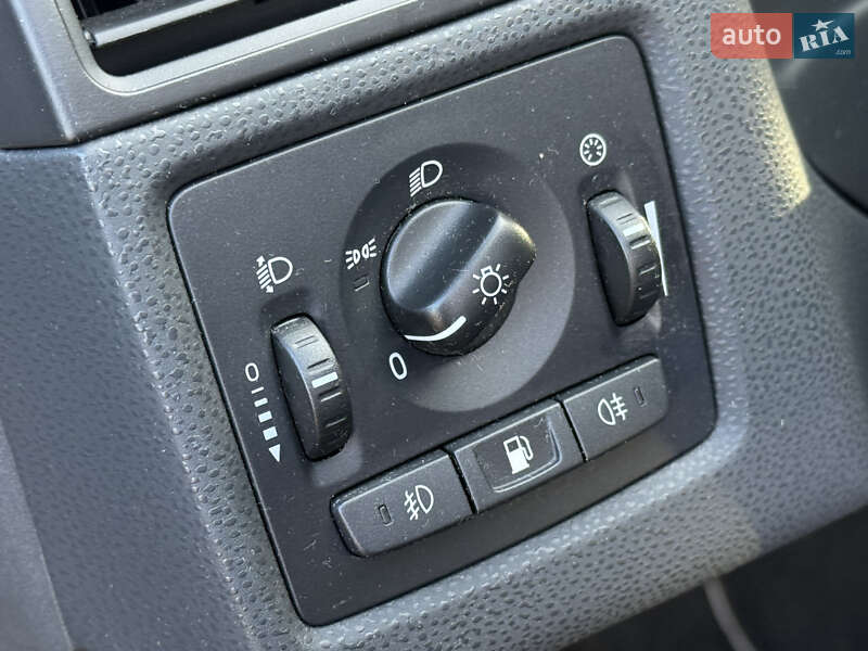 Универсал Volvo V50 2010 в Ровно