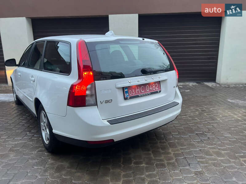 Универсал Volvo V50 2010 в Коломые