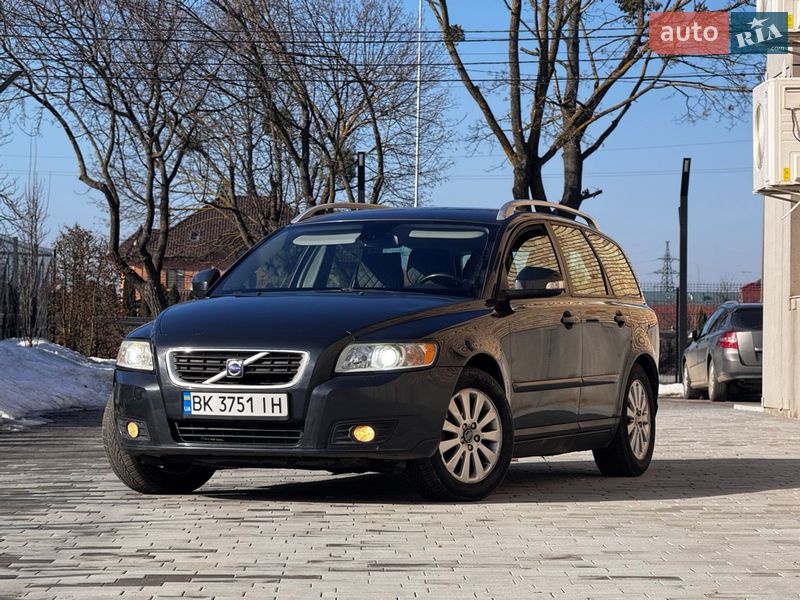 Volvo V50 2009
