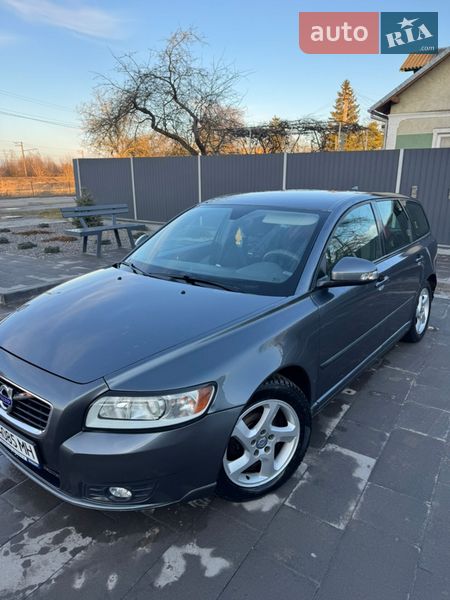 Volvo V50 2011