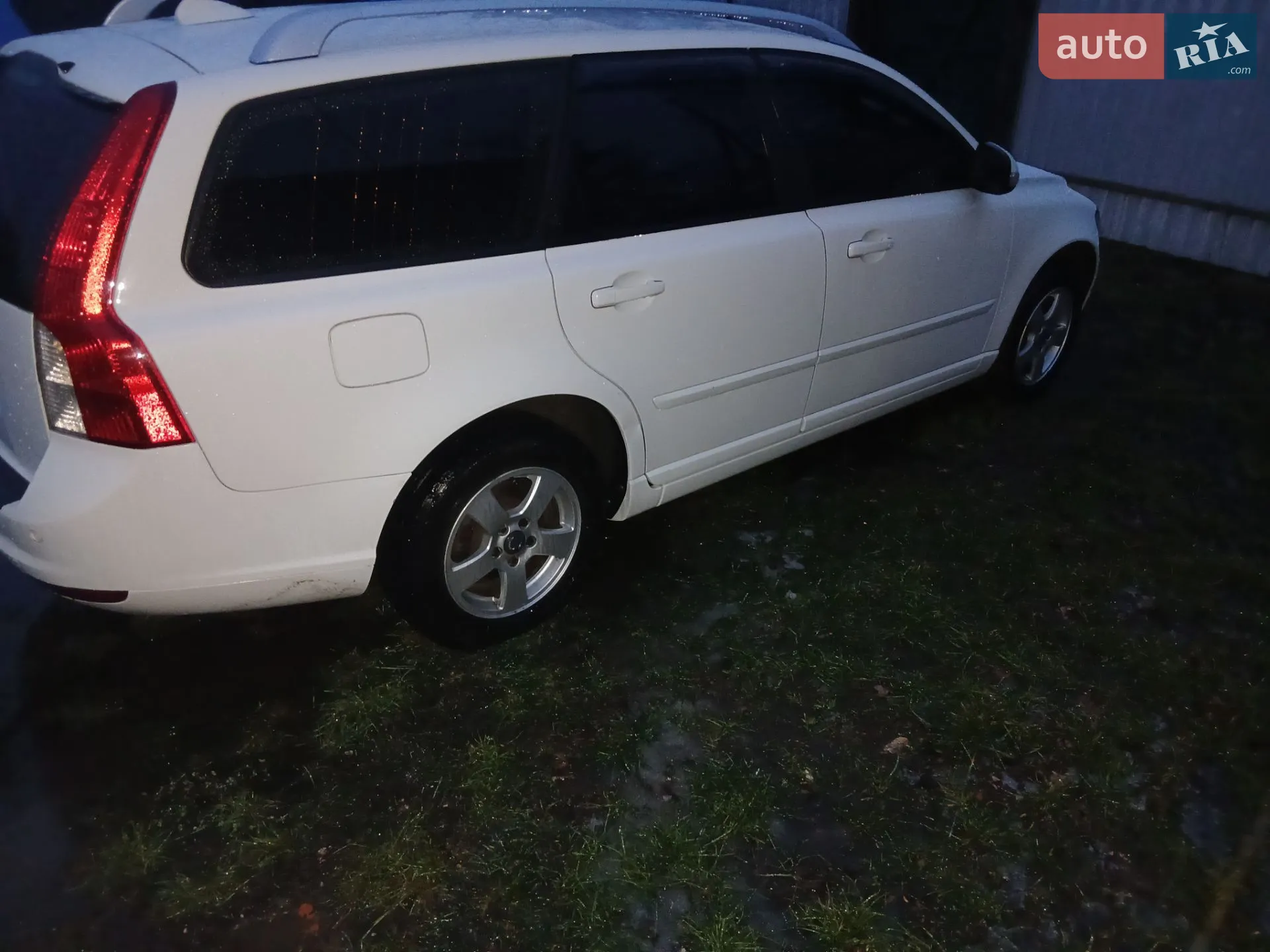 2011 Volvo V50 - мініатюра 7