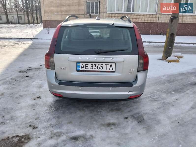 Універсал Volvo V50 2010 в Кривому Розі