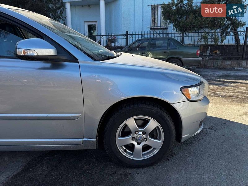 Универсал Volvo V50 2009 в Киеве