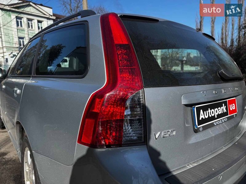 Универсал Volvo V50 2009 в Киеве