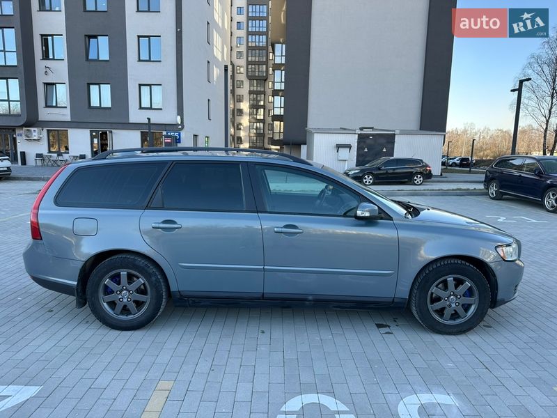 Универсал Volvo V50 2009 в Львове