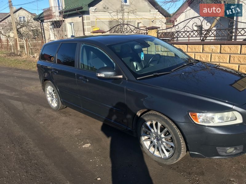 Універсал Volvo V50 2010 в Шептицькому