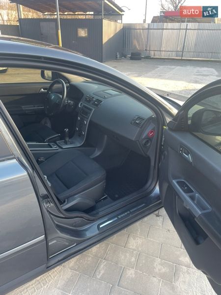 Универсал Volvo V50 2009 в Ужгороде
