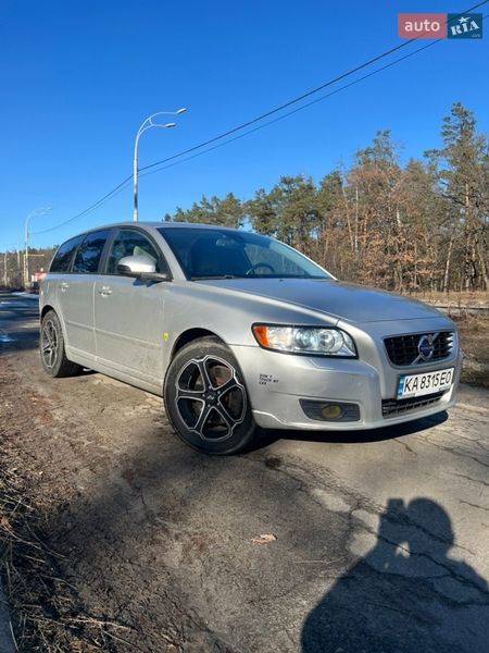 Volvo V50 2010