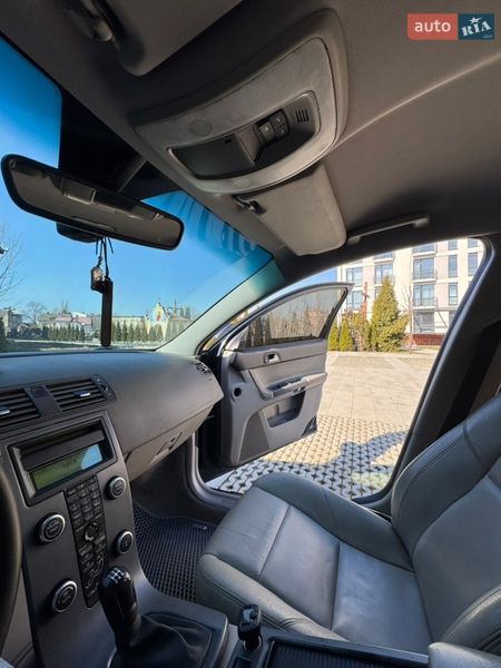 Універсал Volvo V50 2009 в Самборі