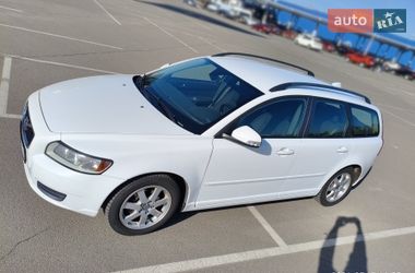 Универсал Volvo V50 2010 в Киеве