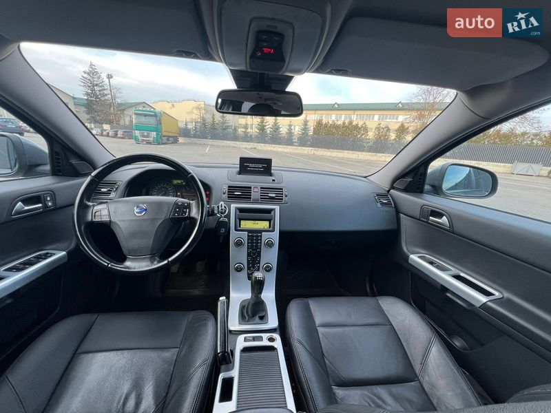 Универсал Volvo V50 2012 в Луцке