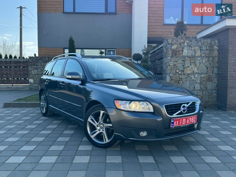 Універсал Volvo V50 2012 в Стрию