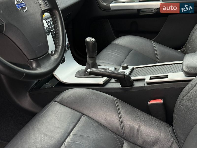 Универсал Volvo V50 2011 в Стрые фото 49 Универсал Volvo V50 2011 в Стрые