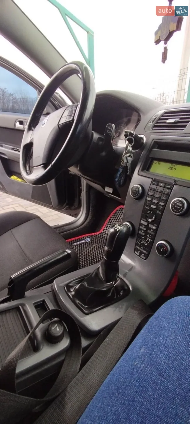 2010 Volvo V50 - мініатюра 3
