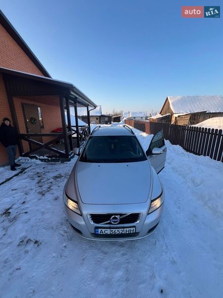 Универсал Volvo V50 2010 в Любешове