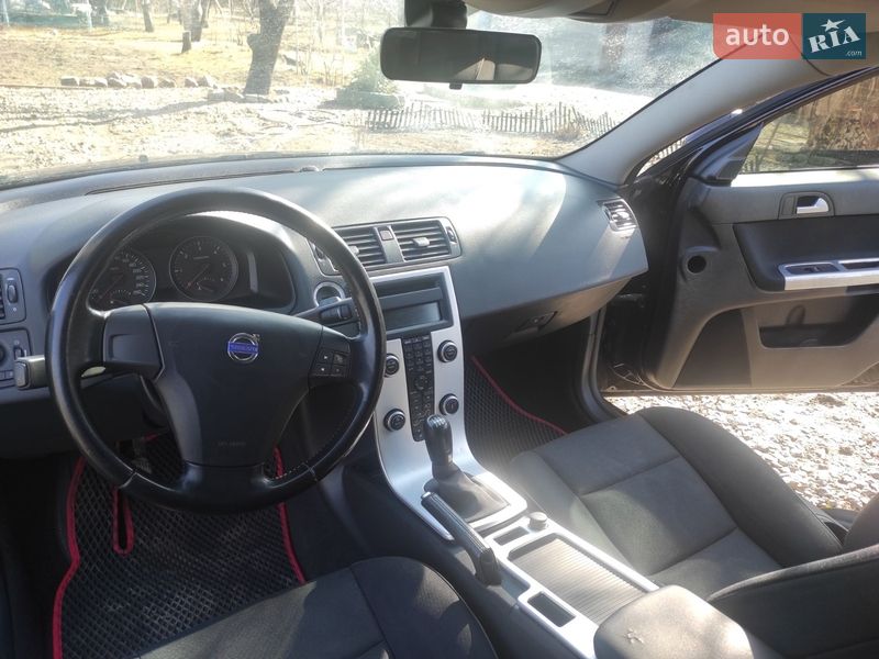 Универсал Volvo V50 2010 в Полтаве