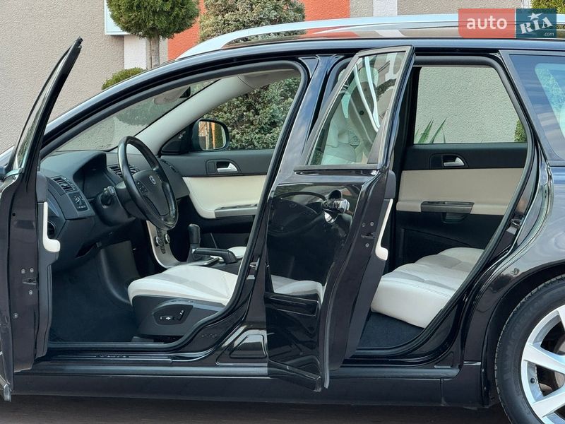 Универсал Volvo V50 2011 в Стрые