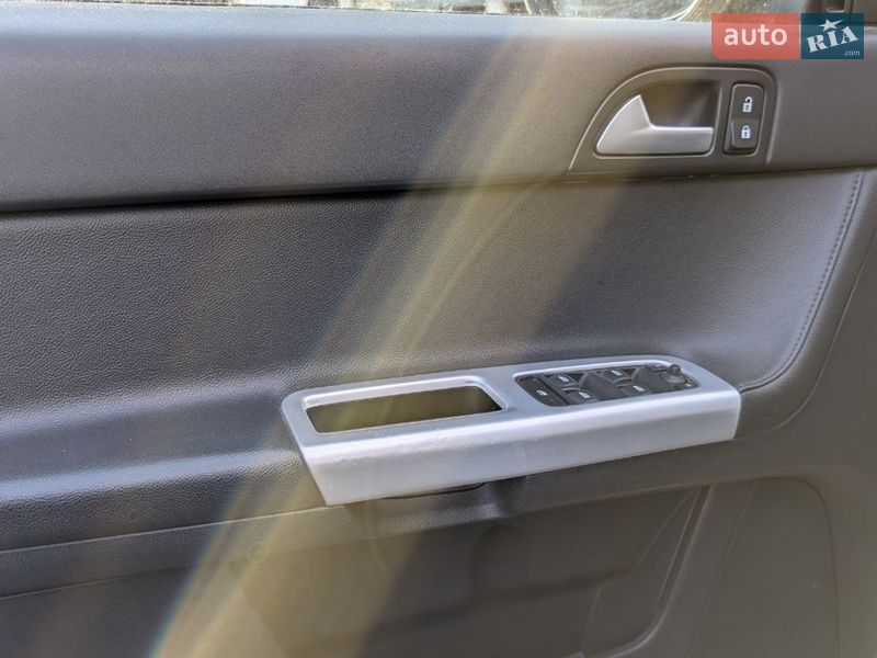 Универсал Volvo V50 2011 в Тернополе фото 7 Универсал Volvo V50 2011 в Тернополе