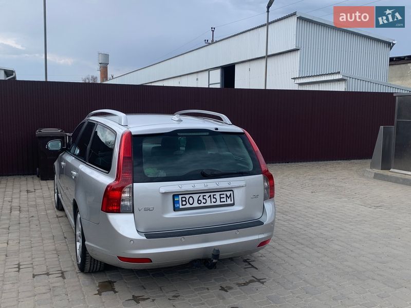 Универсал Volvo V50 2011 в Тернополе фото 10 Универсал Volvo V50 2011 в Тернополе