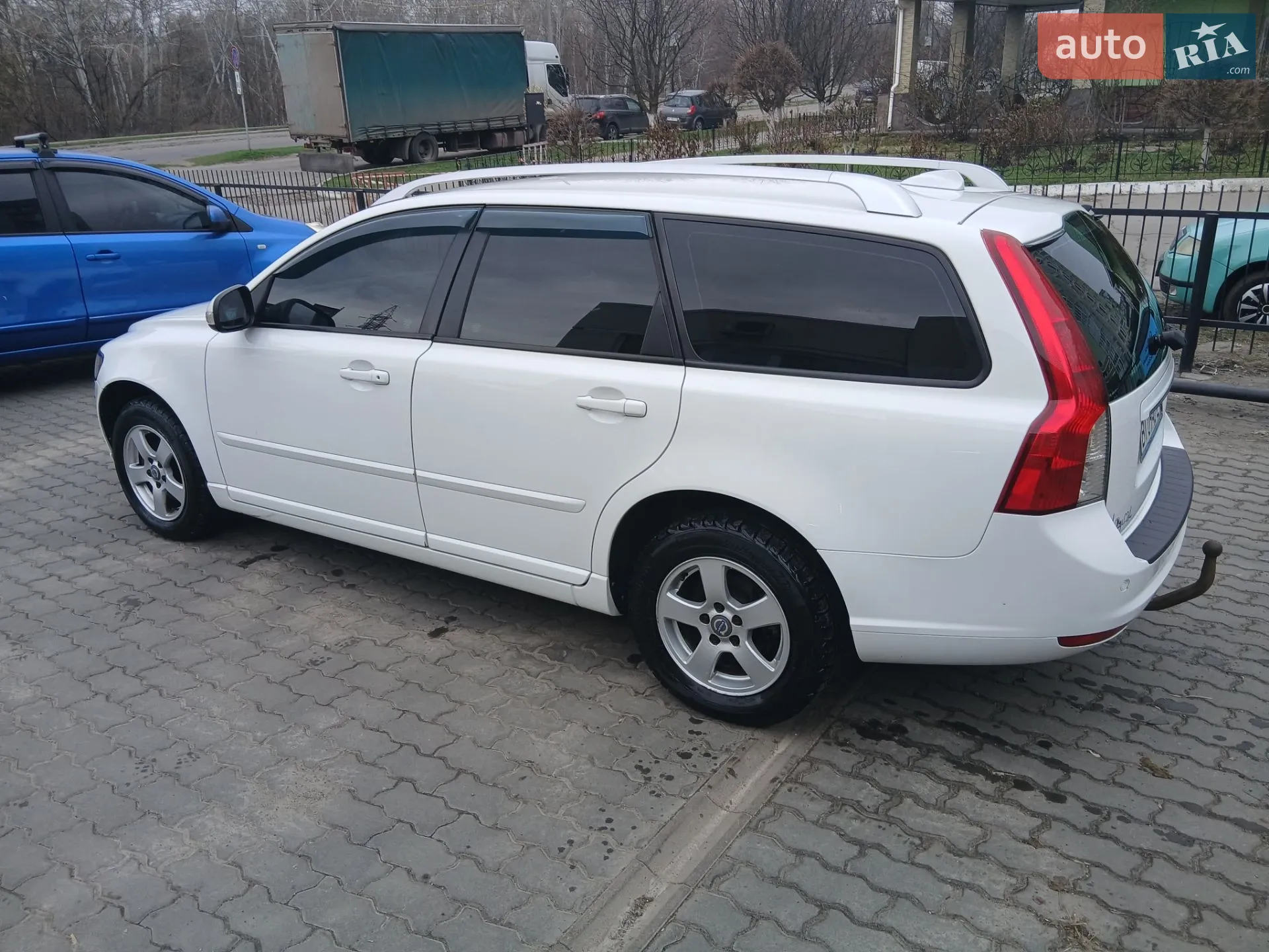 2011 Volvo V50 - мініатюра 5