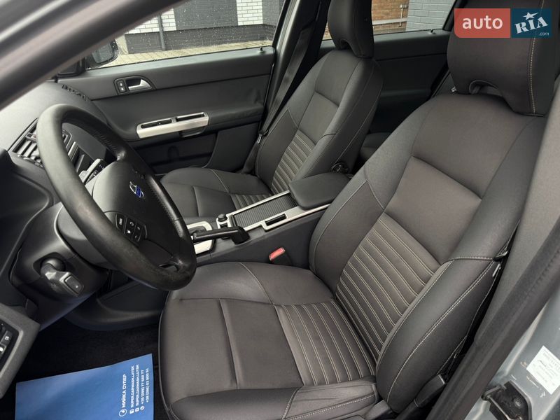 Універсал Volvo V50 2009 в Луцьку фото 10 Універсал Volvo V50 2009 в Луцьку
