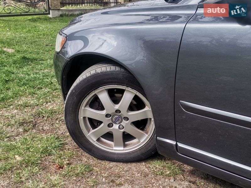 Універсал Volvo V50 2011 в Львові
