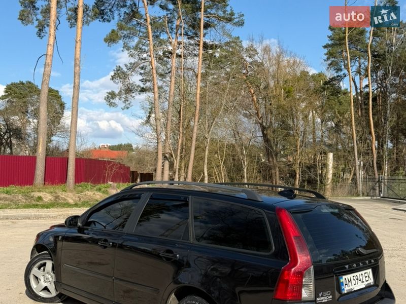 Універсал Volvo V50 2008 в Житомирі