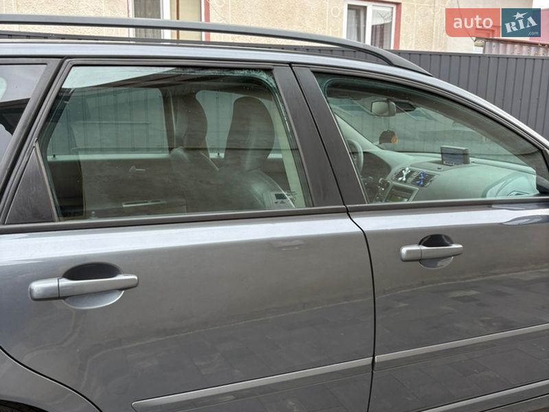 Універсал Volvo V50 2009 в Тернополі